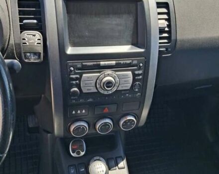 Білий Ніссан ІксТрейл, об'ємом двигуна 2 л та пробігом 230 тис. км за 3800 $, фото 9 на Automoto.ua