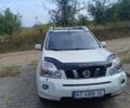Белый Ниссан ИксТрейл, объемом двигателя 2 л и пробегом 260 тыс. км за 9500 $, фото 1 на Automoto.ua