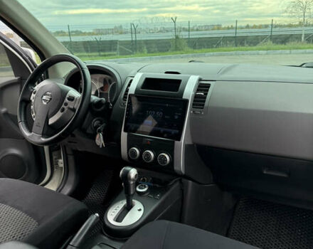 Білий Ніссан ІксТрейл, об'ємом двигуна 2 л та пробігом 208 тис. км за 8999 $, фото 14 на Automoto.ua