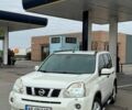 Білий Ніссан ІксТрейл, об'ємом двигуна 2 л та пробігом 208 тис. км за 8999 $, фото 3 на Automoto.ua