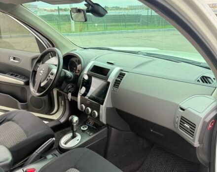 Білий Ніссан ІксТрейл, об'ємом двигуна 2 л та пробігом 208 тис. км за 8999 $, фото 9 на Automoto.ua