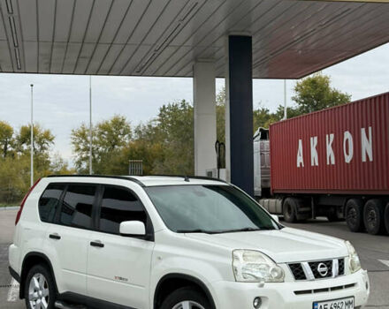 Білий Ніссан ІксТрейл, об'ємом двигуна 2 л та пробігом 208 тис. км за 8999 $, фото 2 на Automoto.ua