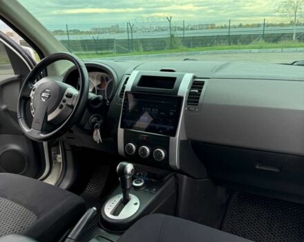 Білий Ніссан ІксТрейл, об'ємом двигуна 2 л та пробігом 208 тис. км за 8999 $, фото 12 на Automoto.ua