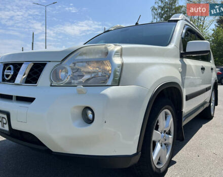 Белый Ниссан ИксТрейл, объемом двигателя 2 л и пробегом 154 тыс. км за 9000 $, фото 10 на Automoto.ua