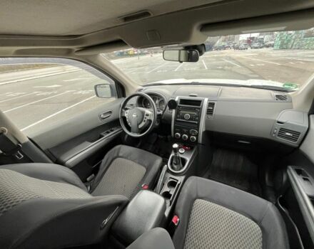 Белый Ниссан ИксТрейл, объемом двигателя 2 л и пробегом 271 тыс. км за 5000 $, фото 16 на Automoto.ua