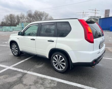 Белый Ниссан ИксТрейл, объемом двигателя 2 л и пробегом 271 тыс. км за 5000 $, фото 8 на Automoto.ua