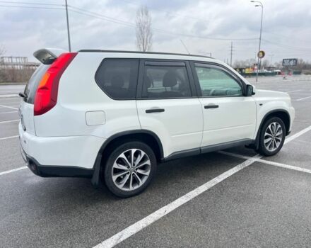 Белый Ниссан ИксТрейл, объемом двигателя 2 л и пробегом 271 тыс. км за 5000 $, фото 7 на Automoto.ua