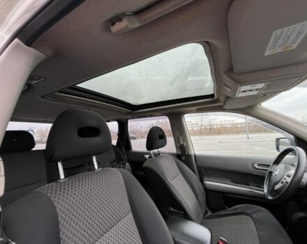 Белый Ниссан ИксТрейл, объемом двигателя 2 л и пробегом 271 тыс. км за 5000 $, фото 15 на Automoto.ua