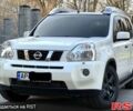 Белый Ниссан ИксТрейл, объемом двигателя 20 л и пробегом 217 тыс. км за 9600 $, фото 1 на Automoto.ua