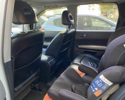 Белый Ниссан ИксТрейл, объемом двигателя 2.5 л и пробегом 180 тыс. км за 8700 $, фото 1 на Automoto.ua