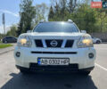 Белый Ниссан ИксТрейл, объемом двигателя 2 л и пробегом 154 тыс. км за 9000 $, фото 1 на Automoto.ua
