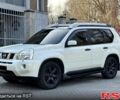Белый Ниссан ИксТрейл, объемом двигателя 20 л и пробегом 217 тыс. км за 9600 $, фото 1 на Automoto.ua