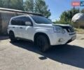Белый Ниссан ИксТрейл, объемом двигателя 2 л и пробегом 200 тыс. км за 8900 $, фото 1 на Automoto.ua