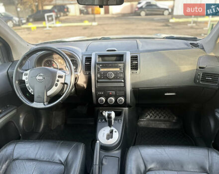 Белый Ниссан ИксТрейл, объемом двигателя 2.49 л и пробегом 199 тыс. км за 9500 $, фото 16 на Automoto.ua