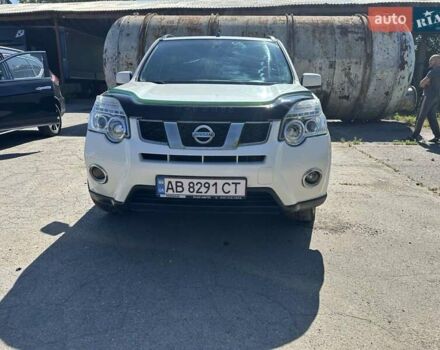 Белый Ниссан ИксТрейл, объемом двигателя 2 л и пробегом 200 тыс. км за 8900 $, фото 9 на Automoto.ua
