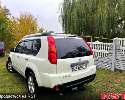 Білий Ніссан ІксТрейл, об'ємом двигуна 2.5 л та пробігом 0 тис. км за 12500 $, фото 1 на Automoto.ua