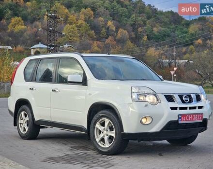 Белый Ниссан ИксТрейл, объемом двигателя 2 л и пробегом 205 тыс. км за 11599 $, фото 18 на Automoto.ua