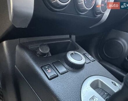 Белый Ниссан ИксТрейл, объемом двигателя 2 л и пробегом 100 тыс. км за 10800 $, фото 8 на Automoto.ua