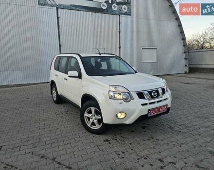 Белый Ниссан ИксТрейл, объемом двигателя 2 л и пробегом 205 тыс. км за 10799 $, фото 7 на Automoto.ua
