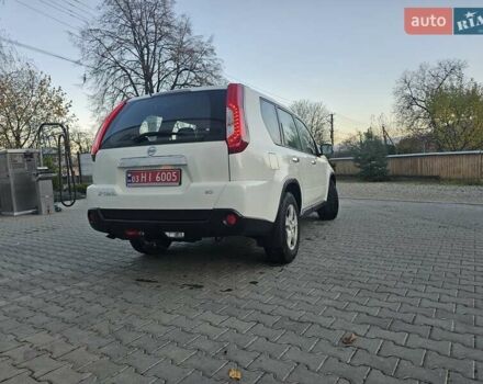 Белый Ниссан ИксТрейл, объемом двигателя 2 л и пробегом 205 тыс. км за 10799 $, фото 10 на Automoto.ua