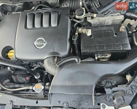 Белый Ниссан ИксТрейл, объемом двигателя 2 л и пробегом 205 тыс. км за 10799 $, фото 35 на Automoto.ua