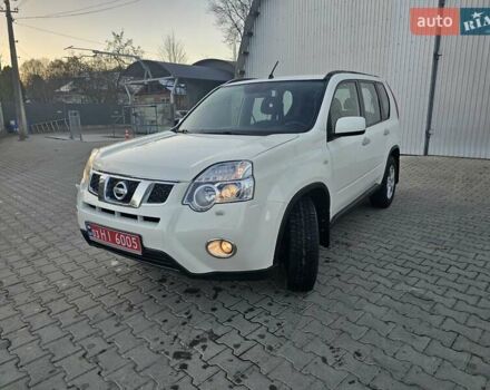 Белый Ниссан ИксТрейл, объемом двигателя 2 л и пробегом 205 тыс. км за 10799 $, фото 3 на Automoto.ua