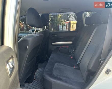 Белый Ниссан ИксТрейл, объемом двигателя 2 л и пробегом 100 тыс. км за 10800 $, фото 7 на Automoto.ua