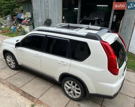 Білий Ніссан ІксТрейл, об'ємом двигуна 2 л та пробігом 179 тис. км за 13300 $, фото 11 на Automoto.ua
