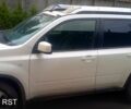 Білий Ніссан ІксТрейл, об'ємом двигуна 2 л та пробігом 310 тис. км за 9000 $, фото 2 на Automoto.ua