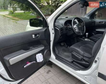 Белый Ниссан ИксТрейл, объемом двигателя 2 л и пробегом 251 тыс. км за 16500 $, фото 8 на Automoto.ua