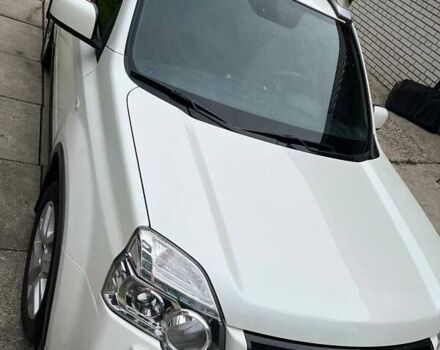 Білий Ніссан ІксТрейл, об'ємом двигуна 2 л та пробігом 179 тис. км за 13300 $, фото 4 на Automoto.ua