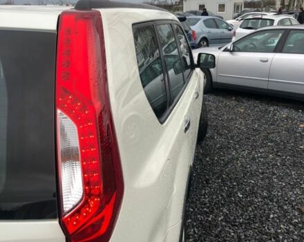 Белый Ниссан ИксТрейл, объемом двигателя 2 л и пробегом 271 тыс. км за 3780 $, фото 3 на Automoto.ua