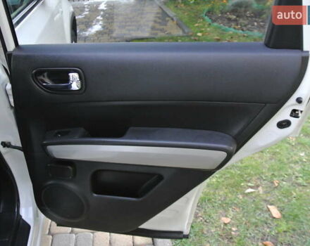 Білий Ніссан ІксТрейл, об'ємом двигуна 2 л та пробігом 230 тис. км за 13999 $, фото 22 на Automoto.ua