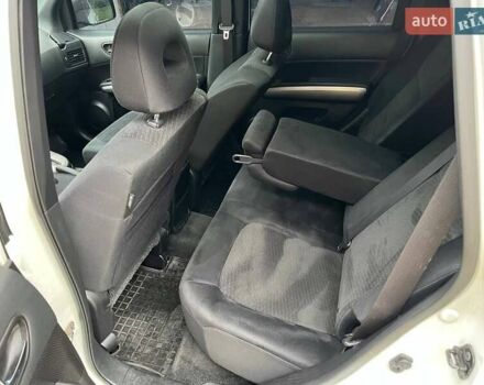 Білий Ніссан ІксТрейл, об'ємом двигуна 2 л та пробігом 179 тис. км за 13300 $, фото 32 на Automoto.ua