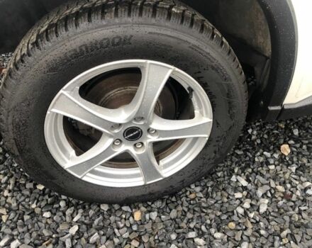 Белый Ниссан ИксТрейл, объемом двигателя 2 л и пробегом 271 тыс. км за 3780 $, фото 6 на Automoto.ua