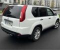 Белый Ниссан ИксТрейл, объемом двигателя 2 л и пробегом 275 тыс. км за 10333 $, фото 4 на Automoto.ua