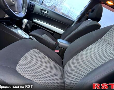 Белый Ниссан ИксТрейл, объемом двигателя 2 л и пробегом 170 тыс. км за 10450 $, фото 5 на Automoto.ua