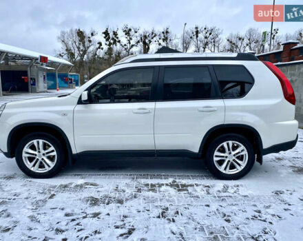 Білий Ніссан ІксТрейл, об'ємом двигуна 2 л та пробігом 220 тис. км за 12800 $, фото 6 на Automoto.ua