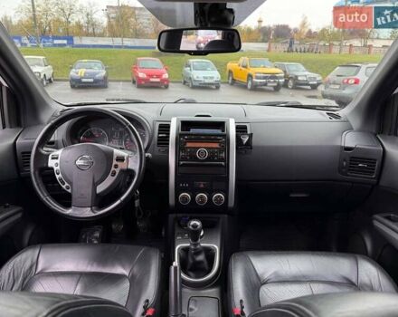 Белый Ниссан ИксТрейл, объемом двигателя 2 л и пробегом 240 тыс. км за 11000 $, фото 38 на Automoto.ua