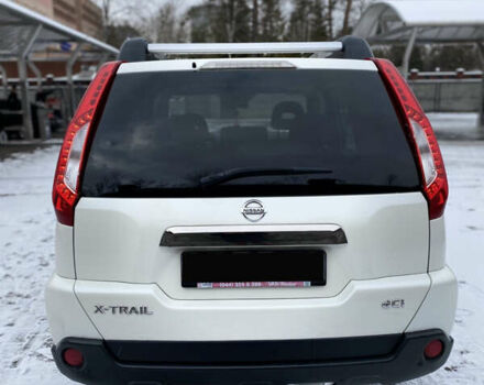 Білий Ніссан ІксТрейл, об'ємом двигуна 2 л та пробігом 220 тис. км за 12800 $, фото 3 на Automoto.ua