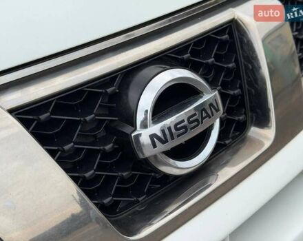 Белый Ниссан ИксТрейл, объемом двигателя 2 л и пробегом 170 тыс. км за 10450 $, фото 5 на Automoto.ua