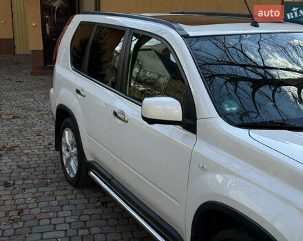 Ниссан ИксТрейл 2013 в Тячеве на Automoto.ua Белый Ниссан ИксТрейл, объемом двигателя 2 л и пробегом 261 тыс. км за 11900 $, фото 12 на Automoto.ua