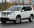 Белый Ниссан ИксТрейл, объемом двигателя 2 л и пробегом 240 тыс. км за 11000 $, фото 1 на Automoto.ua