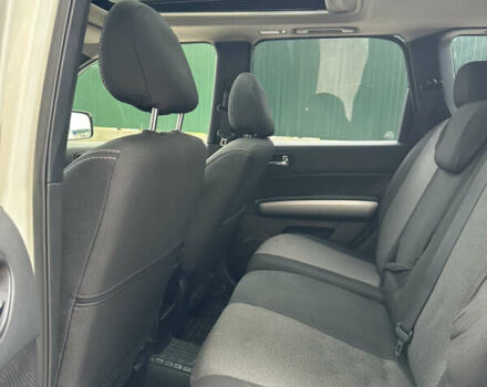 Белый Ниссан ИксТрейл, объемом двигателя 2 л и пробегом 312 тыс. км за 9999 $, фото 31 на Automoto.ua