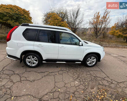 Ниссан ИксТрейл 2013 в Киеве на Automoto.ua Белый Ниссан ИксТрейл, объемом двигателя 2 л и пробегом 310 тыс. км за 11555 $, фото 7 на Automoto.ua