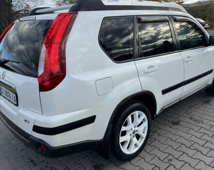 Ниссан ИксТрейл 2013 в Тячеве на Automoto.ua Белый Ниссан ИксТрейл, объемом двигателя 2 л и пробегом 311 тыс. км за 15000 $, фото 2 на Automoto.ua