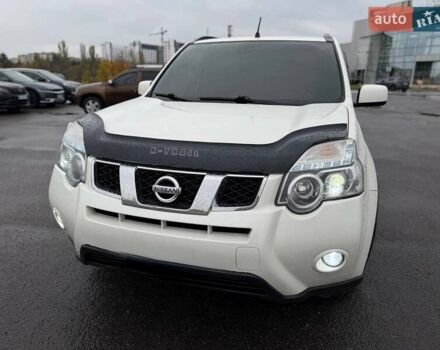 Белый Ниссан ИксТрейл, объемом двигателя 2 л и пробегом 240 тыс. км за 11000 $, фото 12 на Automoto.ua