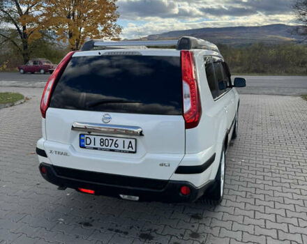 Ниссан ИксТрейл 2013 в Тячеве на Automoto.ua Белый Ниссан ИксТрейл, объемом двигателя 2 л и пробегом 311 тыс. км за 15000 $, фото 1 на Automoto.ua
