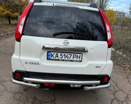 Ниссан ИксТрейл 2013 в Киеве на Automoto.ua Белый Ниссан ИксТрейл, объемом двигателя 2 л и пробегом 310 тыс. км за 11555 $, фото 4 на Automoto.ua