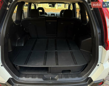 Ниссан ИксТрейл 2013 в Тячеве на Automoto.ua Белый Ниссан ИксТрейл, объемом двигателя 2 л и пробегом 261 тыс. км за 11900 $, фото 22 на Automoto.ua